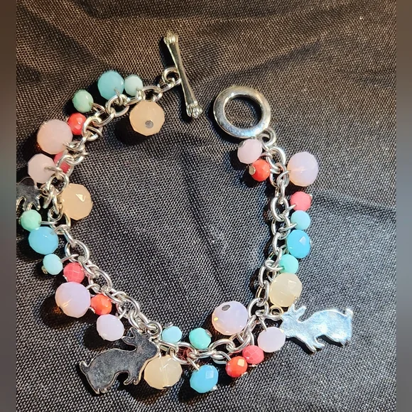 Pier 1 Easter Bunny Rabbit Beaded Charm Toggle Bracelet - Picture 2 of 10